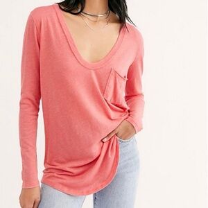 Free People We The Free Sydney Tee Coral Long Sleeve Pocket Top Size Small